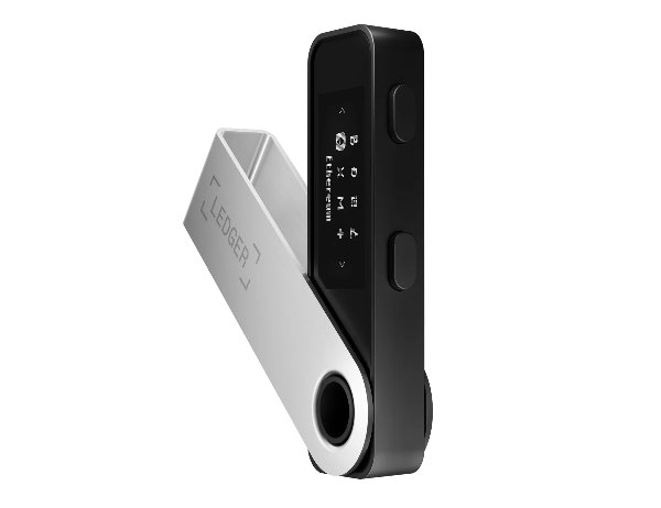 Ledger Nano S Plus crypto hardware wallet